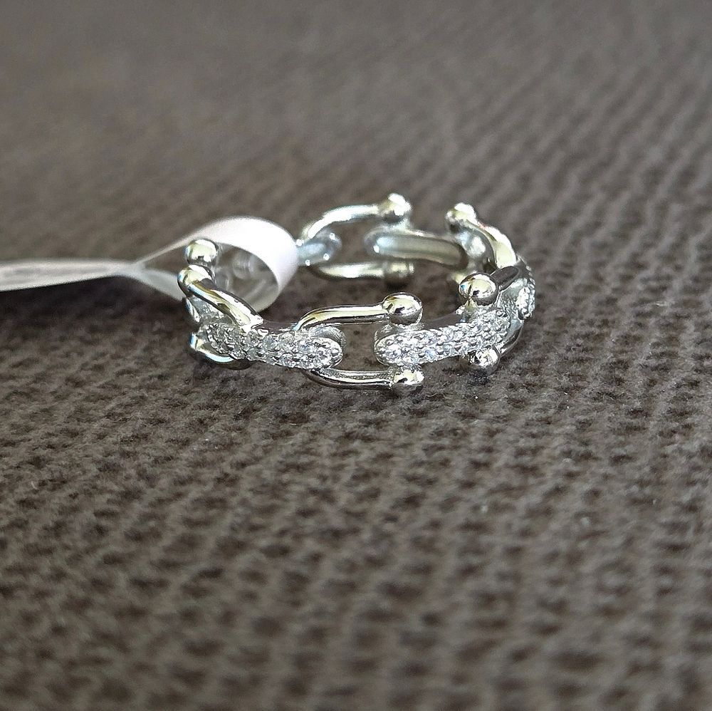 Cote d'Argent Silver🤍 U-Link⛓️ Ring With Clear Crystals💎 - NWT - Picture 4 of 16
